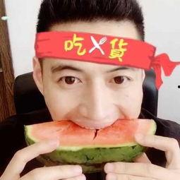 摆摊网红吃瓜视频,揭秘幕后生活点滴