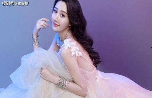 吃瓜爆料抖音网红丑女,揭秘网红圈背后真相